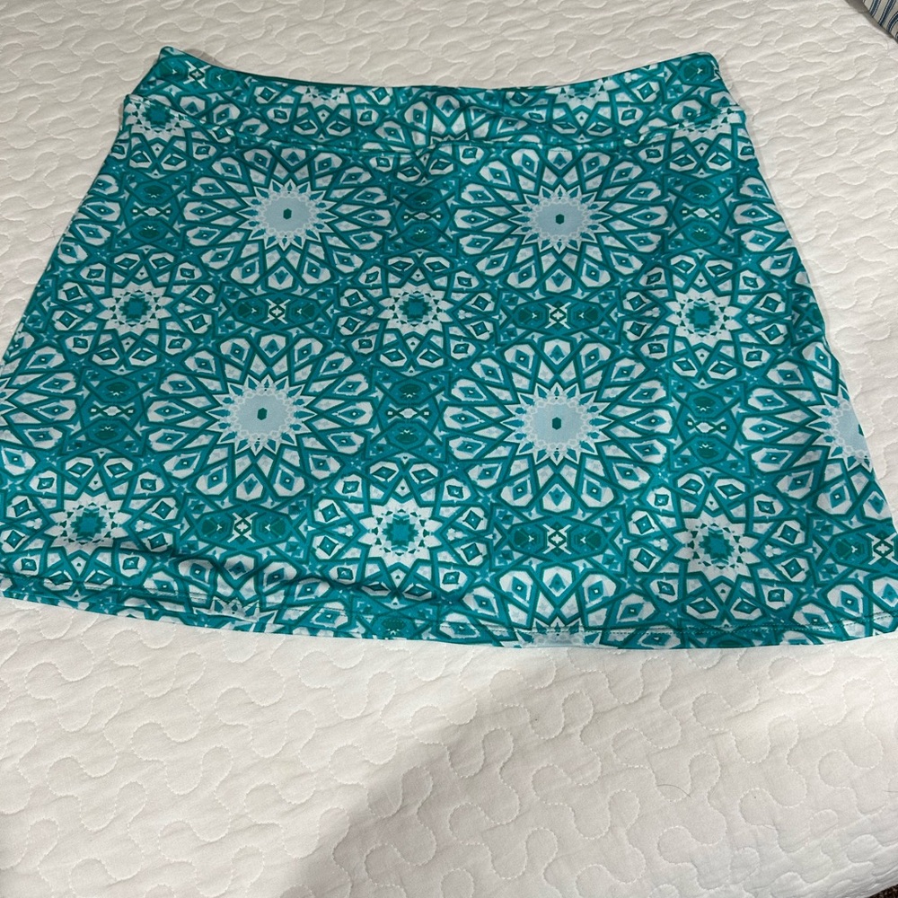 Two skorts large - Picture 5 of 7